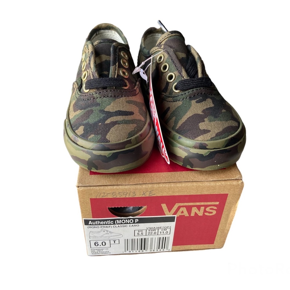 Vans - Picture 3 of 5